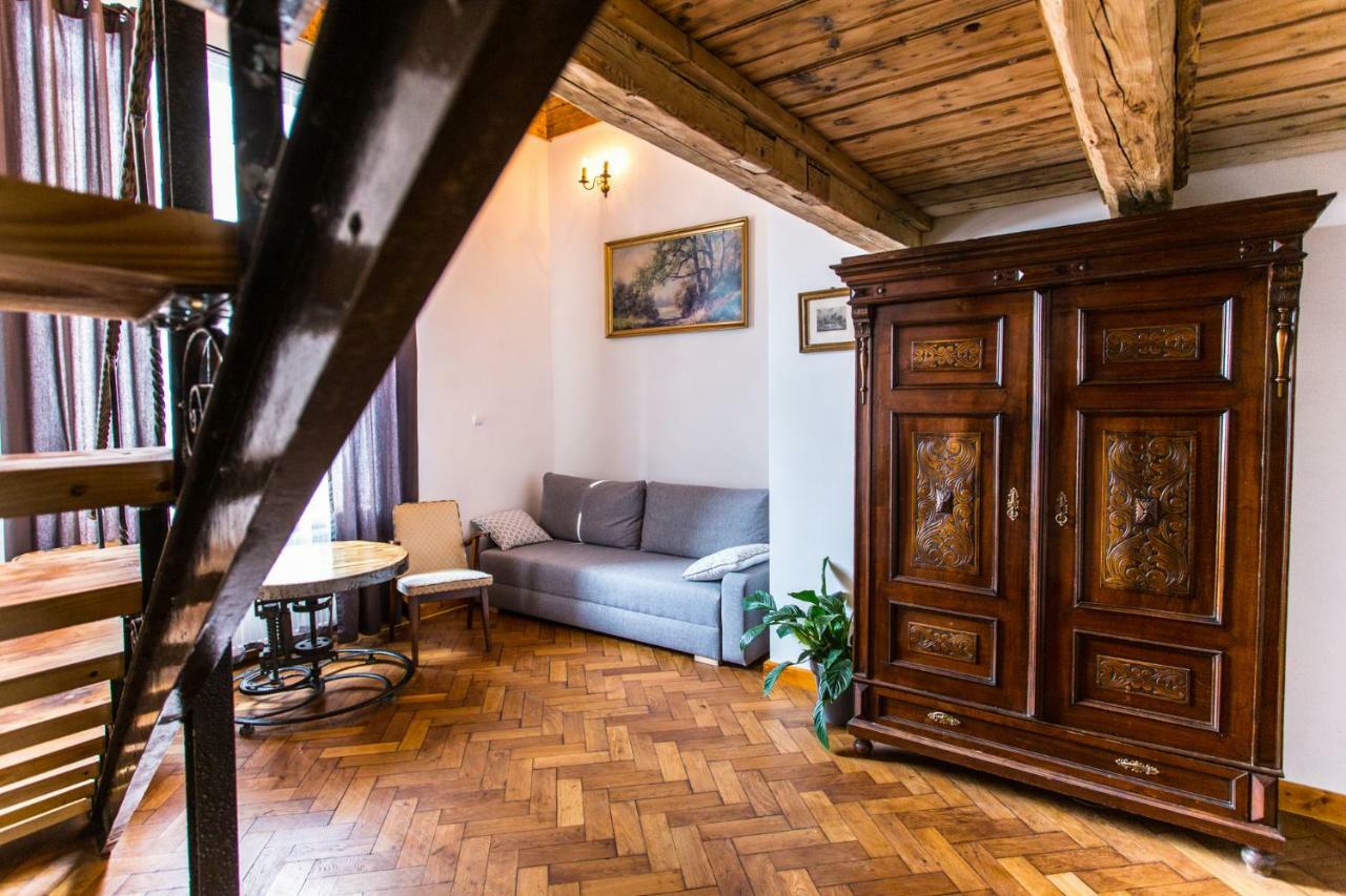 Lovenovsky Apartments Cracóvia Exterior foto